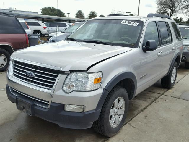 1FMEU73E17UA37535 - 2007 FORD EXPLORER X SILVER photo 2