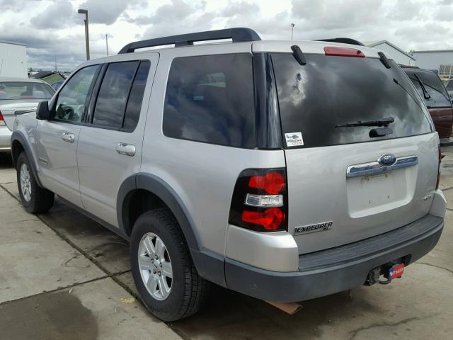 1FMEU73E17UA37535 - 2007 FORD EXPLORER X SILVER photo 3