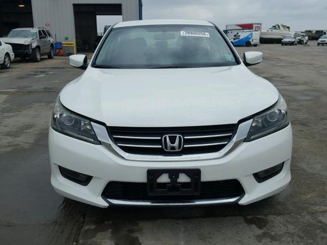 1HGCR2F54EA003682 - 2014 HONDA ACCORD SPO WHITE photo 9