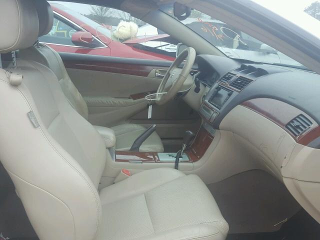 4T1FA38P56U079687 - 2006 TOYOTA CAMRY SOLA WHITE photo 5