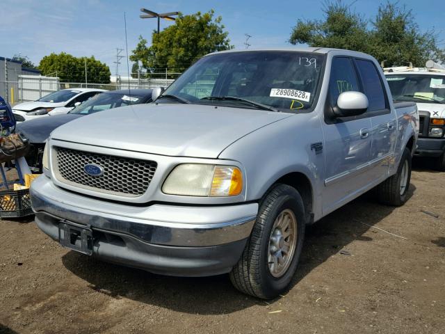 1FTRW07612KD75418 - 2002 FORD F150 SUPER SILVER photo 2