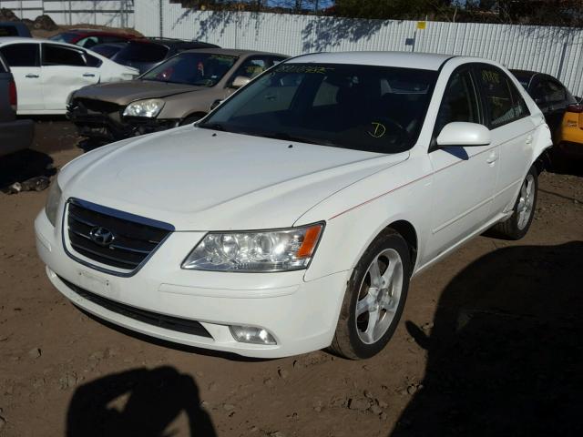 5NPEU46F39H450240 - 2009 HYUNDAI SONATA SE WHITE photo 2