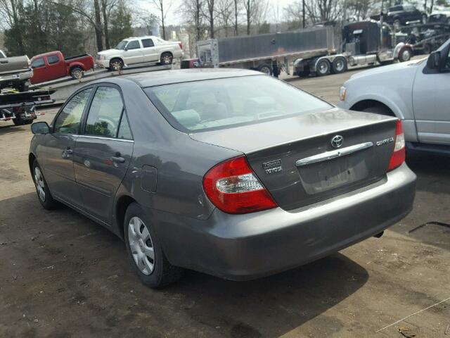 4T1BE32K22U530116 - 2002 TOYOTA CAMRY LE GRAY photo 3