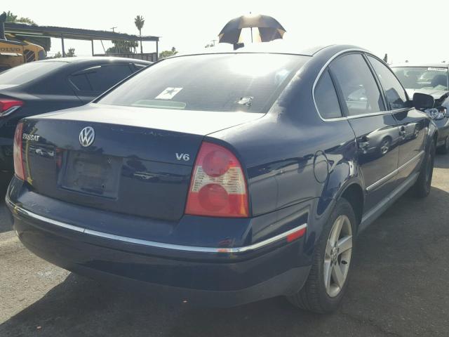 WVWRH63B54P104173 - 2004 VOLKSWAGEN PASSAT GLX BLUE photo 4