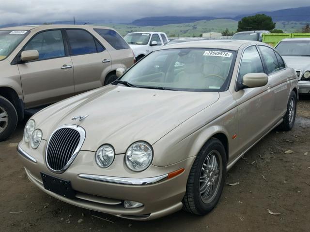 SAJDA01P21GL95450 - 2001 JAGUAR S-TYPE GOLD photo 2