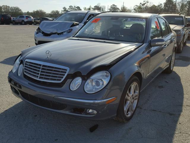 WDBUF56JX6A952633 - 2006 MERCEDES-BENZ E 350 BLUE photo 2