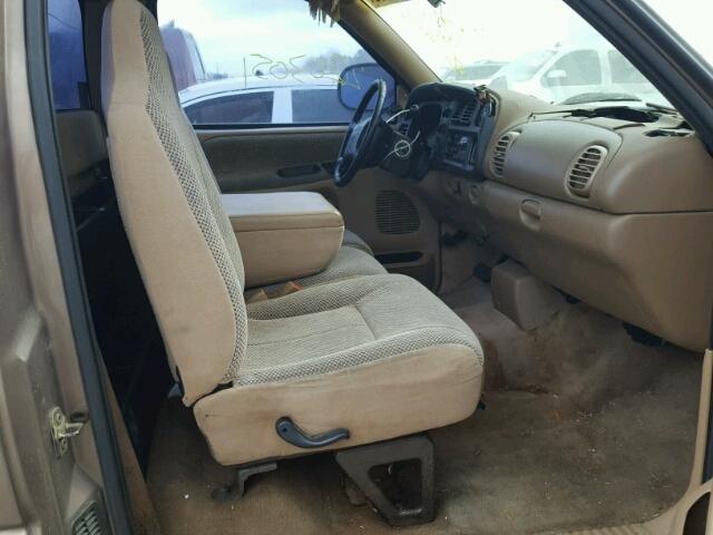 1B7HC16Y9YS636588 - 2000 DODGE RAM 1500 BROWN photo 5