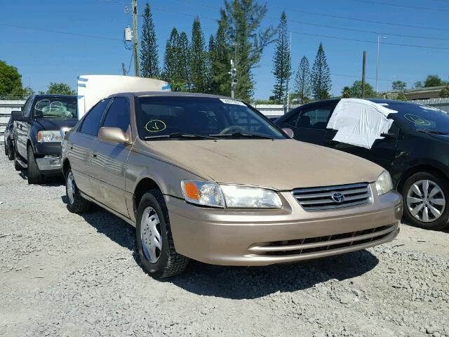 4T1BG22K7YU971169 - 2000 TOYOTA CAMRY CE GOLD photo 1