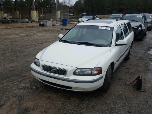 YV1SW61R012110781 - 2001 VOLVO V70 WHITE photo 2