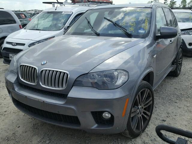 5UXZV8C57BL417453 - 2011 BMW X5 XDRIVE5 GRAY photo 2