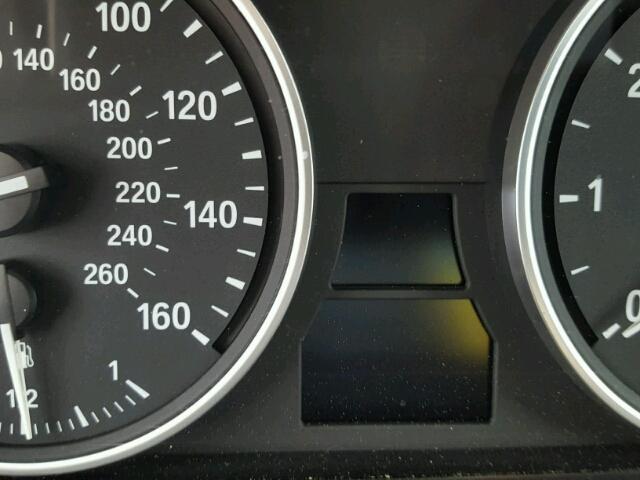 5UXZV8C57BL417453 - 2011 BMW X5 XDRIVE5 GRAY photo 8