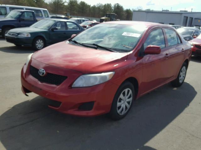 1NXBU4EE4AZ363061 - 2010 TOYOTA COROLLA BA RED photo 2