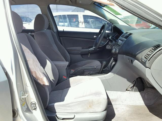 JHMCM56146C000779 - 2006 HONDA ACCORD VAL SILVER photo 5