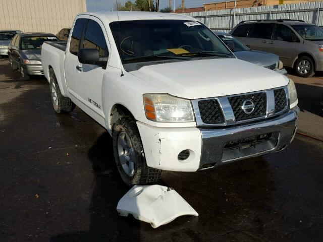 1N6AA06A55N540369 - 2005 NISSAN TITAN XE WHITE photo 1