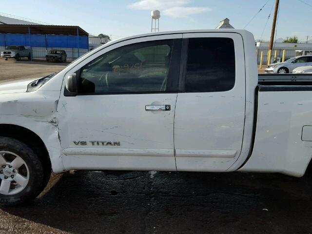 1N6AA06A55N540369 - 2005 NISSAN TITAN XE WHITE photo 9