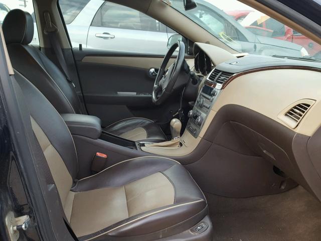 1G1ZK57748F158232 - 2008 CHEVROLET MALIBU LTZ 蓝色 照片 5