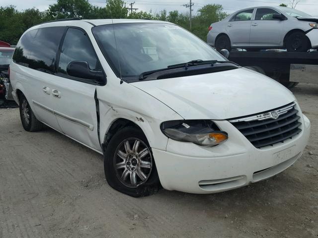 2C4GP54LX5R143997 - 2005 CHRYSLER TOWN & COU WHITE photo 1