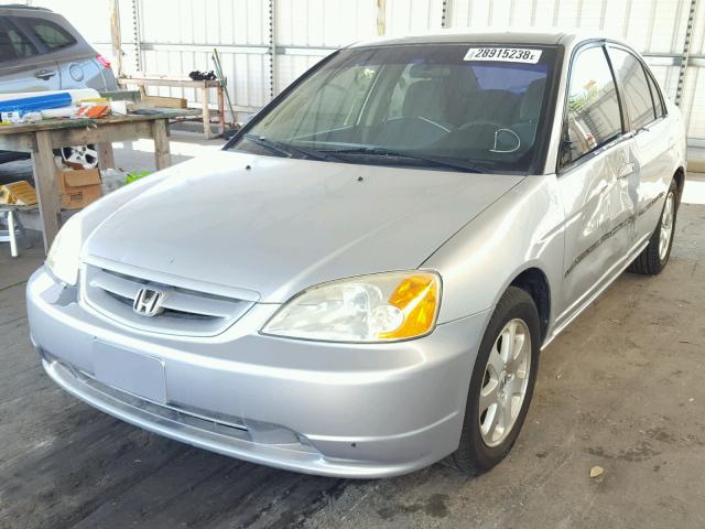 2HGES16582H535831 - 2002 HONDA CIVIC LX SILVER photo 2