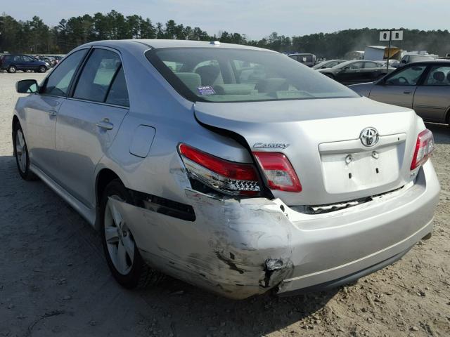 4T1BF3EK3BU681278 - 2011 TOYOTA CAMRY BASE SILVER photo 3