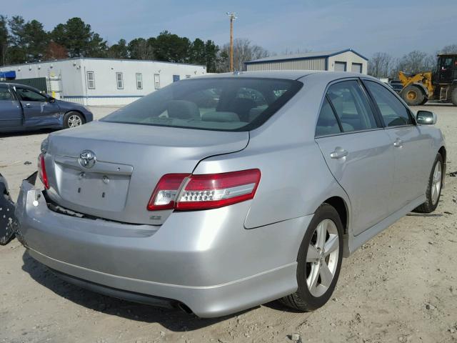 4T1BF3EK3BU681278 - 2011 TOYOTA CAMRY BASE SILVER photo 4