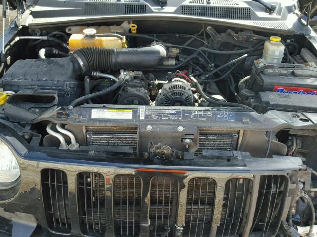 1J4GL48K84W243104 - 2004 JEEP LIBERTY SP BLACK photo 7