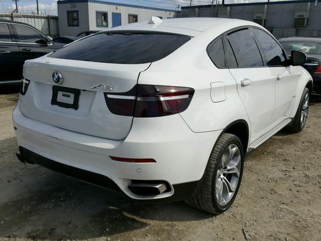 5UXFG8C57BLZ97011 - 2011 BMW X6 XDRIVE5 WHITE photo 4