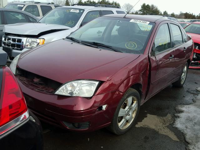 1FAFP34N06W149579 - 2006 FORD FOCUS ZX4 RED photo 2