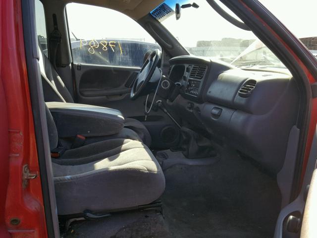 1B7GL2AX9YS739803 - 2000 DODGE DAKOTA QUA RED photo 5