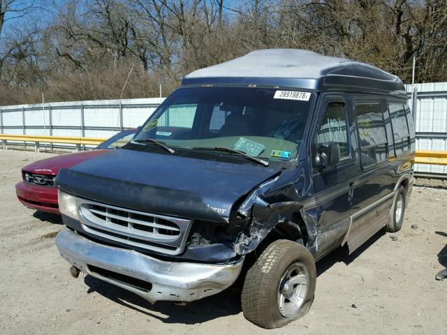 1FDEE1467VHB46766 - 1997 FORD ECONOLINE BLUE photo 2