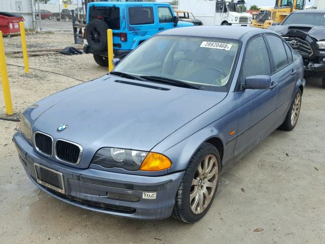 WBAAV33481FU97249 - 2001 BMW 325 I BLUE photo 2