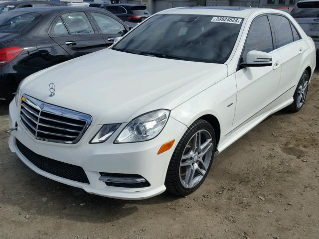 WDDHF5KB5CA556371 - 2012 MERCEDES-BENZ E 350 WHITE photo 2