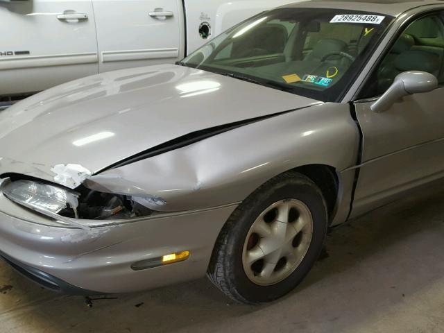 1G3GR62C8T4102903 - 1996 OLDSMOBILE AURORA BEIGE photo 9