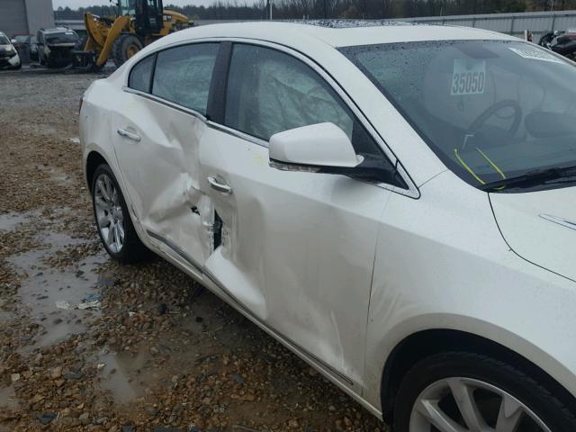 1G4GJ5G33CF226667 - 2012 BUICK LACROSSE T WHITE photo 9