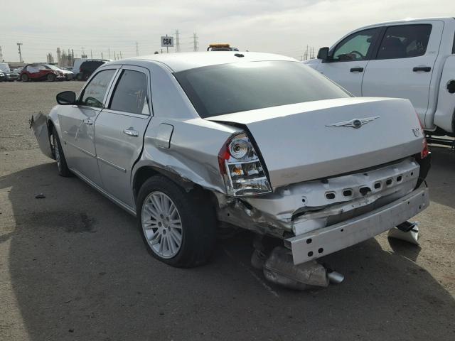 2C3KA63H26H499175 - 2006 CHRYSLER 300C SILVER photo 3