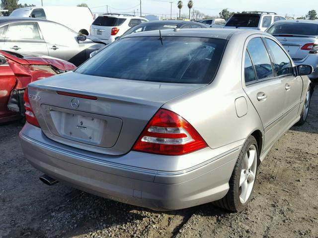 WDBRF52H06E022631 - 2006 MERCEDES-BENZ C GENERATI SILVER photo 4