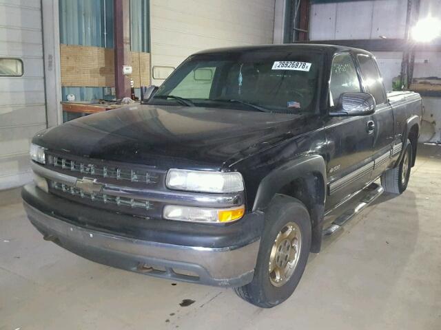 1GCEK19T6YE375084 - 2000 CHEVROLET SILVERADO BLACK photo 2