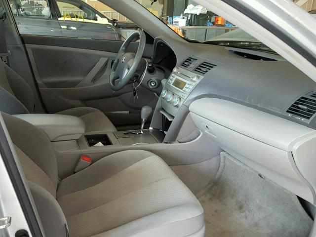 4T1BE46K19U274173 - 2009 TOYOTA CAMRY BASE SILVER photo 5