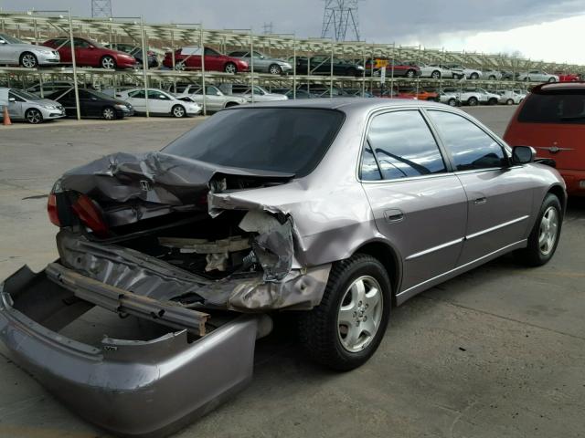 1HGCG1653YA069175 - 2000 HONDA ACCORD EX GRAY photo 4