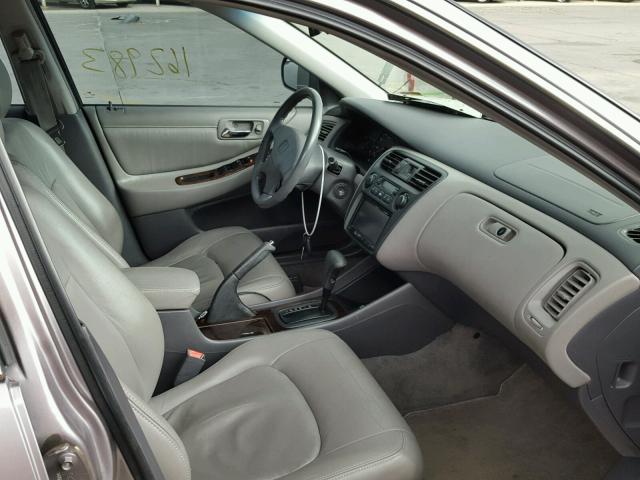 1HGCG1653YA069175 - 2000 HONDA ACCORD EX GRAY photo 5