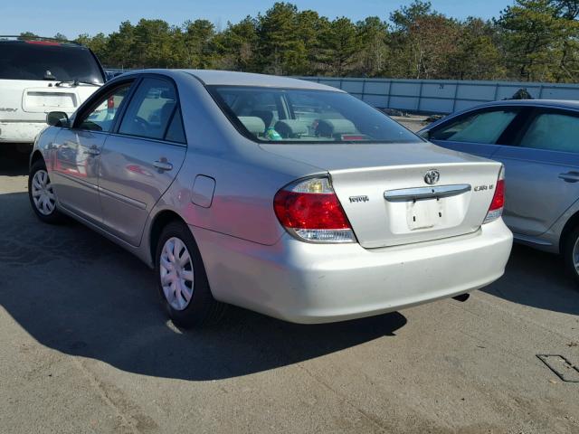 4T1BE32K15U416726 - 2005 TOYOTA CAMRY LE SILVER photo 3