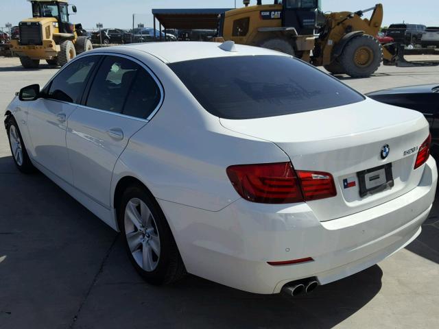 WBAFR1C52BC744002 - 2011 BMW 528 I WHITE photo 3