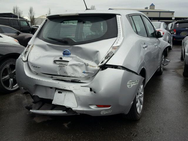 1N4AZ0CP1FC309265 - 2015 NISSAN LEAF S SILVER photo 4