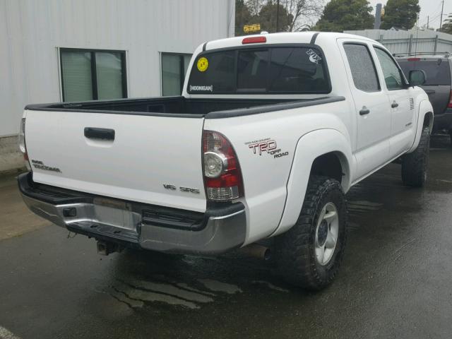 5TELU4EN0AZ685499 - 2010 TOYOTA TACOMA DOU WHITE photo 4