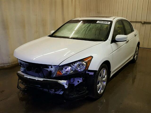 1HGCP3F80AA022908 - 2010 HONDA ACCORD EXL WHITE photo 2