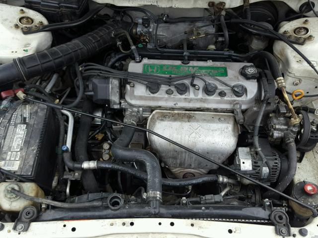 3HGCG6653YG706614 - 2000 HONDA ACCORD LX WHITE photo 7