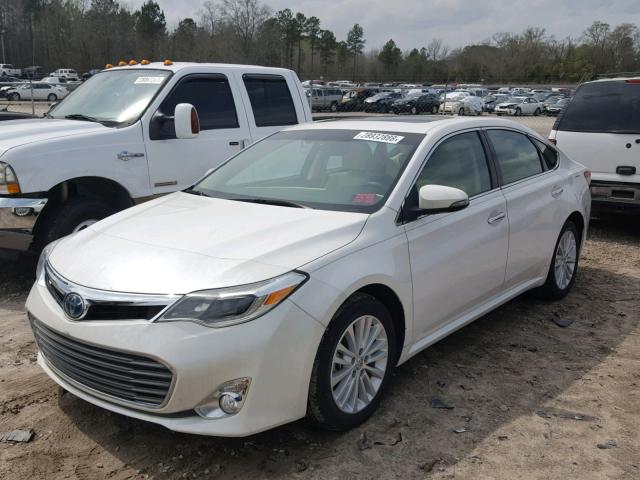 4T1BD1EB5EU021418 - 2014 TOYOTA AVALON HYB WHITE photo 2