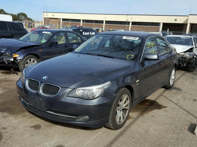 WBANV9C55AC137855 - 2010 BMW 535 XI GRAY photo 2