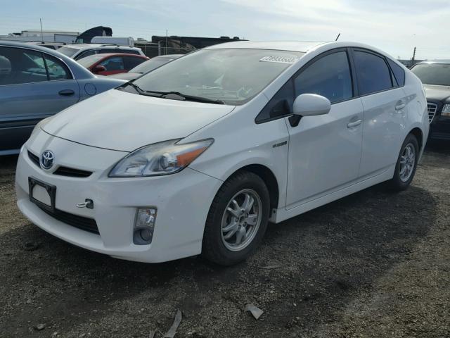 JTDKN3DU4A0207758 - 2010 TOYOTA PRIUS WHITE photo 2