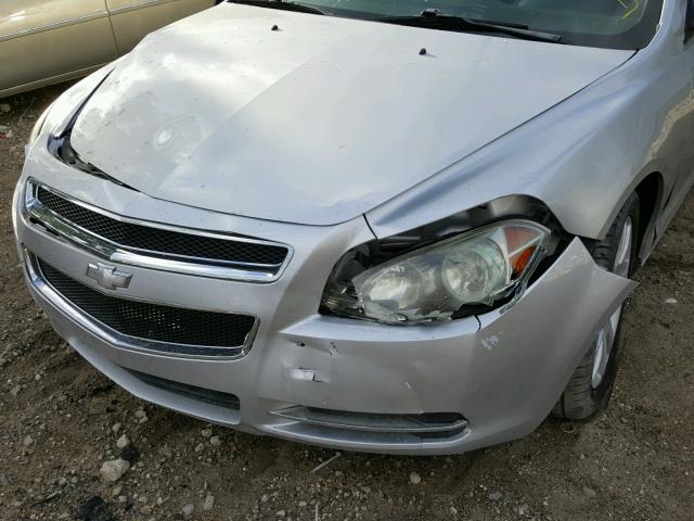 1G1ZC5E01AF175434 - 2010 CHEVROLET MALIBU 1LT ვერცხლისფერი ფოტო 9