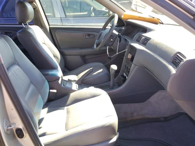 JT2BG22K610604337 - 2001 TOYOTA CAMRY CE SILVER photo 5